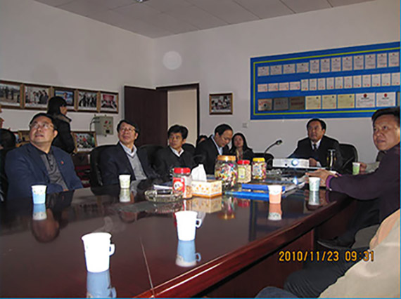 2010年11月23日，湘潭市市長史耀斌先生蒞臨湘潭市恒欣實(shí)業(yè)有限公司